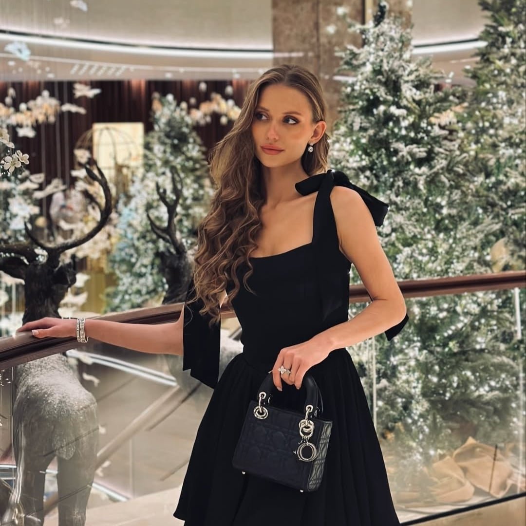 Female model for hire in Cyprus