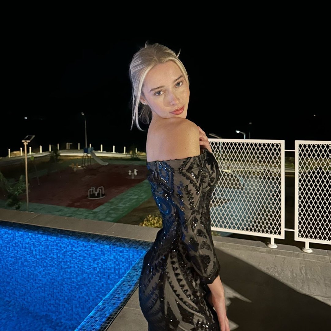 Female Model for hire in Cyprus