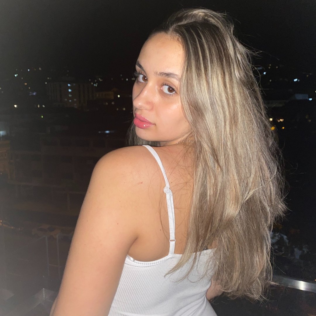 liah-female-model-for-hire-in-Cyprus