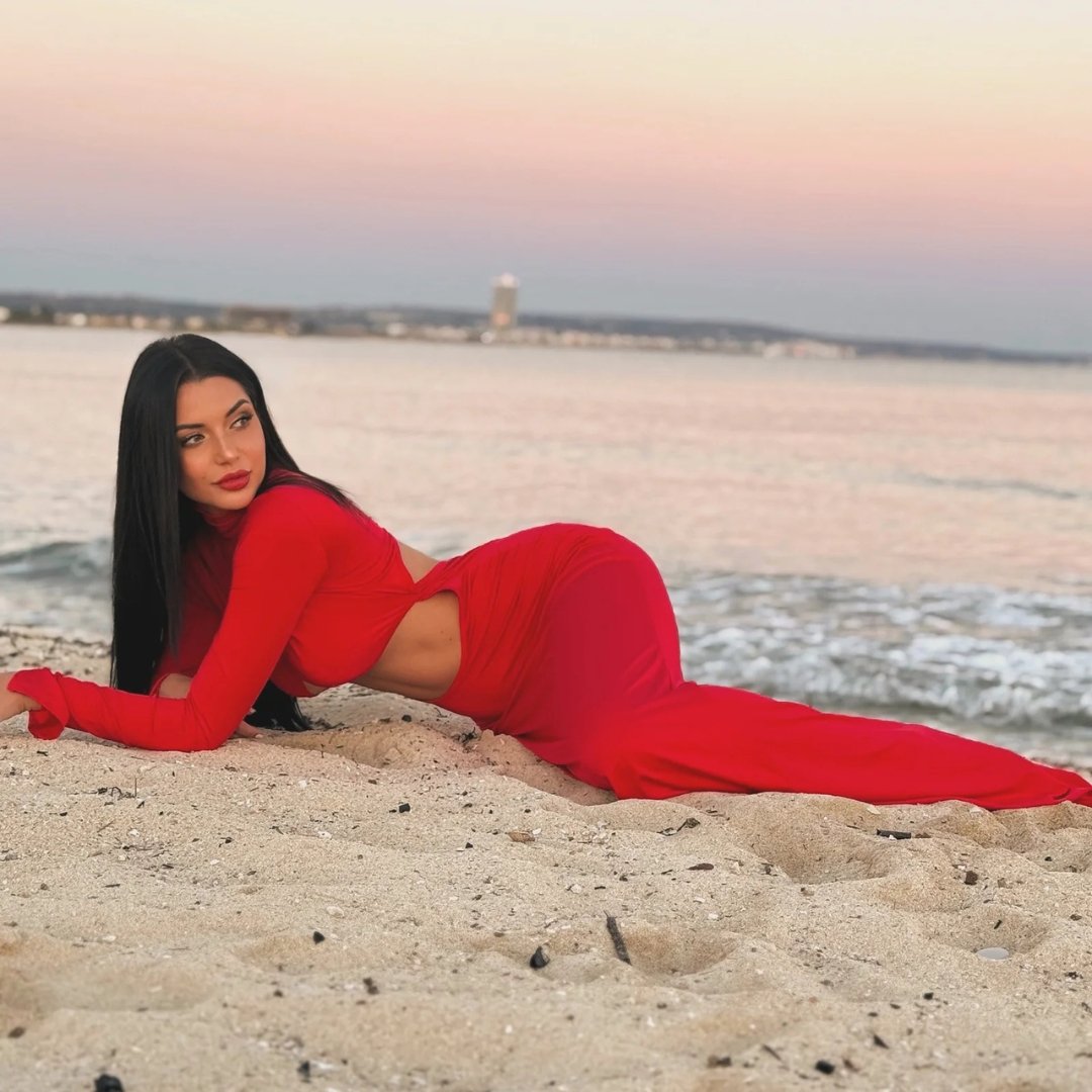 Female model for hire in Cyprus