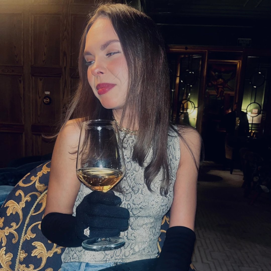 Female model for hire in Cyprus