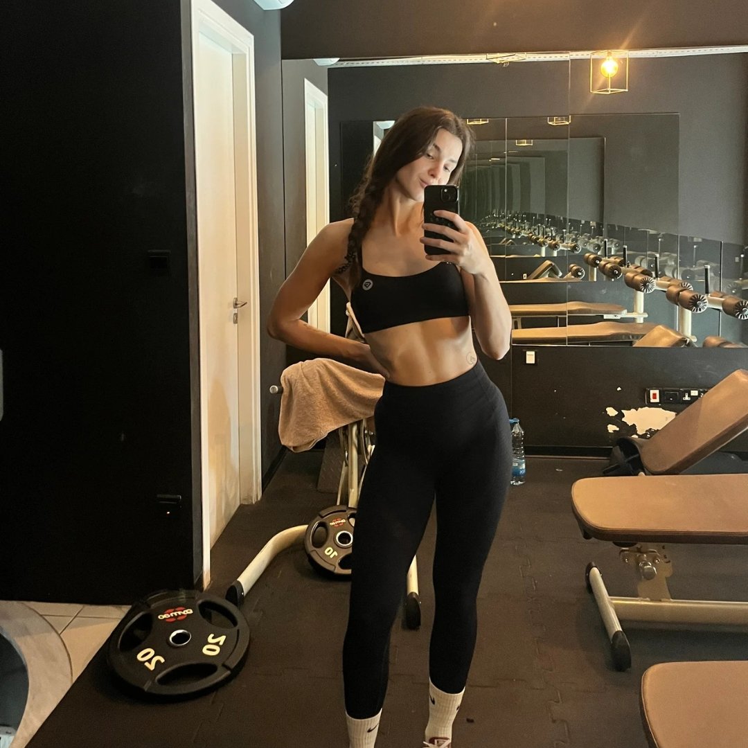 Female model for hire in Cyprus